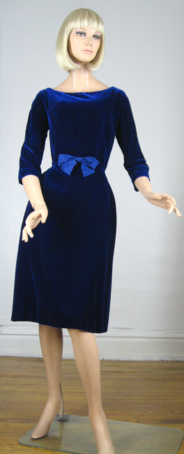 Blue Velvet Vintage 60s Suzy Perette Cocktail Dress