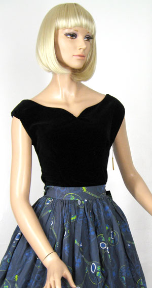Curvy Vintage 50s Velveteen Rockabilly Top