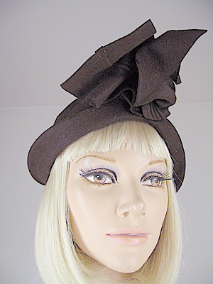 Very Sculptural Vintage 40/50s Brown Hat